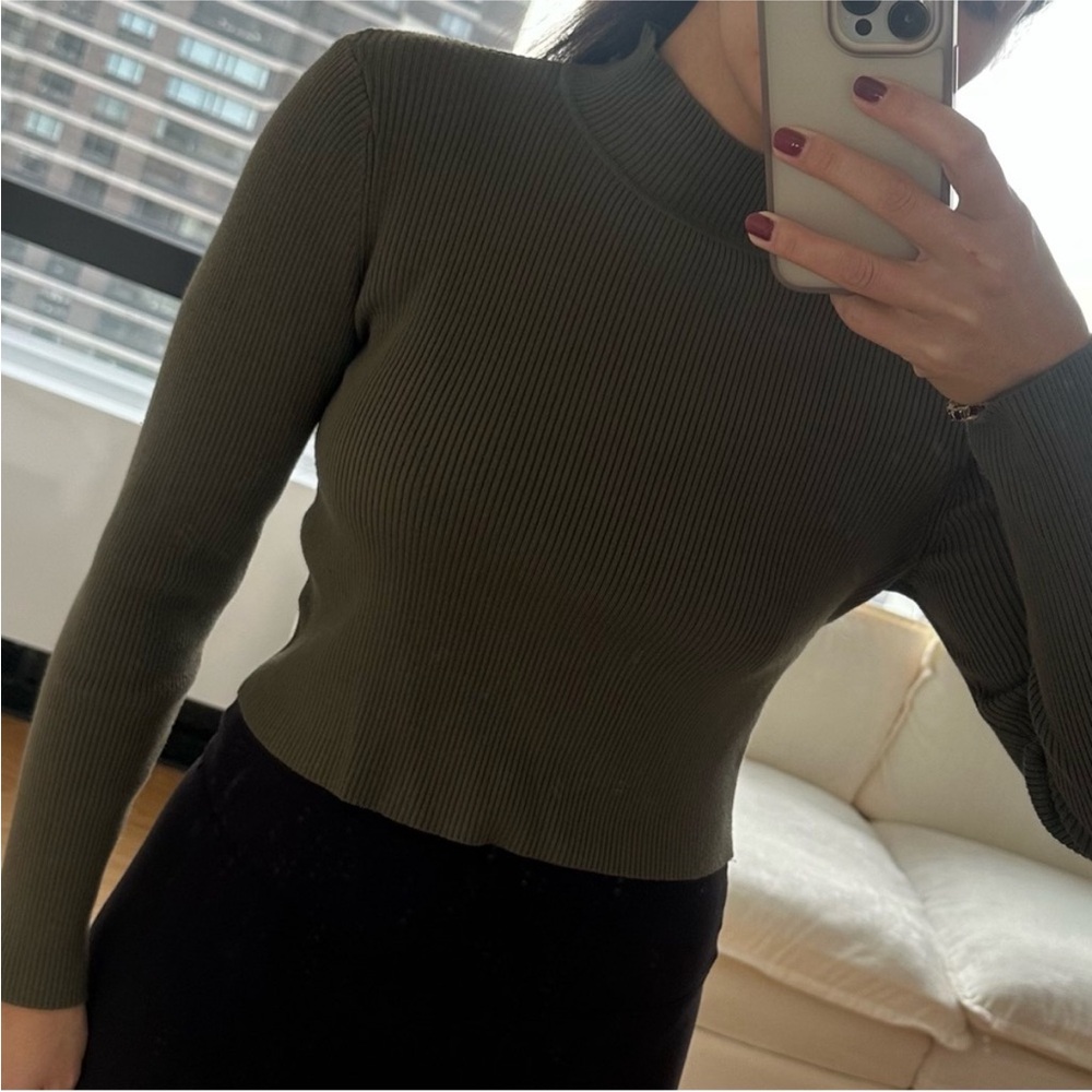 H&M Ribbed Knit Sweater